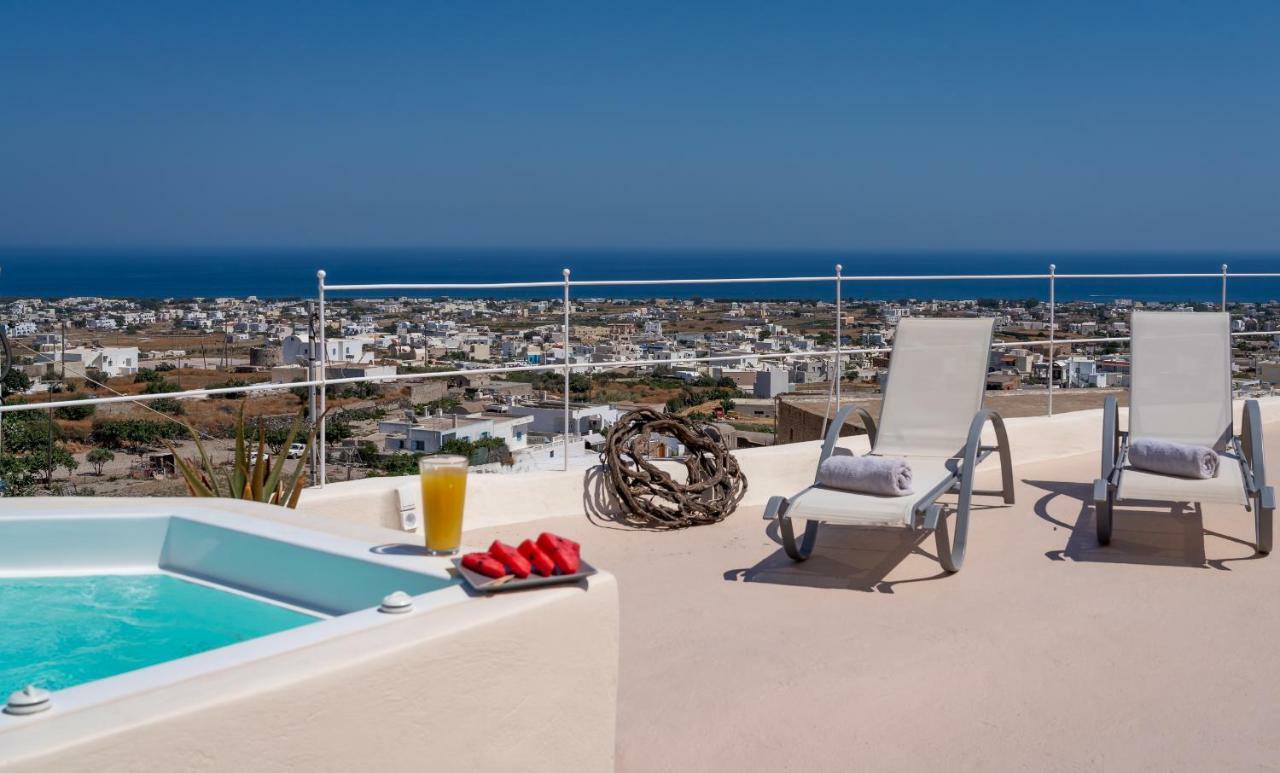Nalas Suites Emporio  Exterior photo